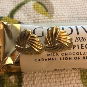 Clip on Earring  gold tone